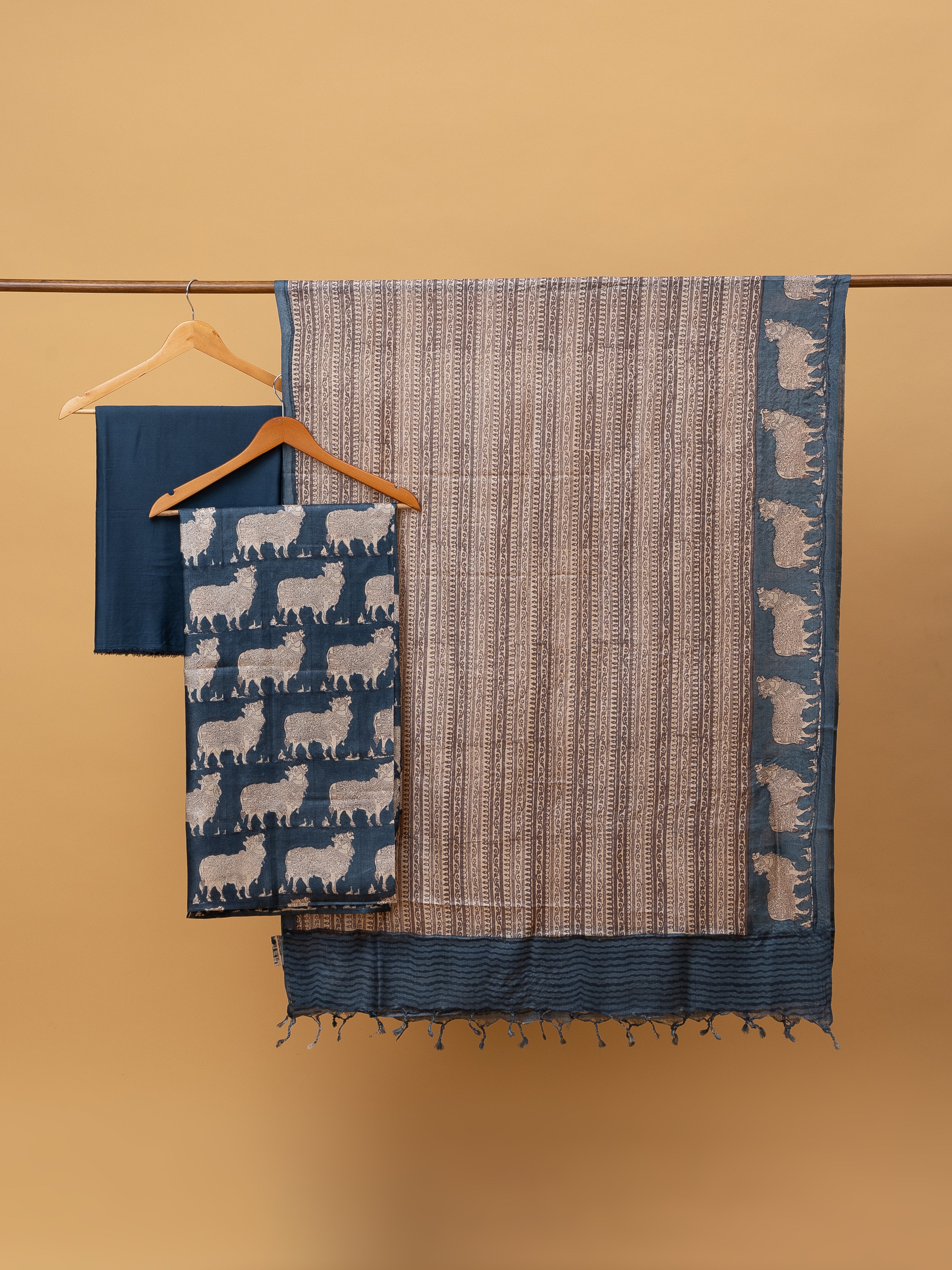 Tusser Nandi Printed Suit