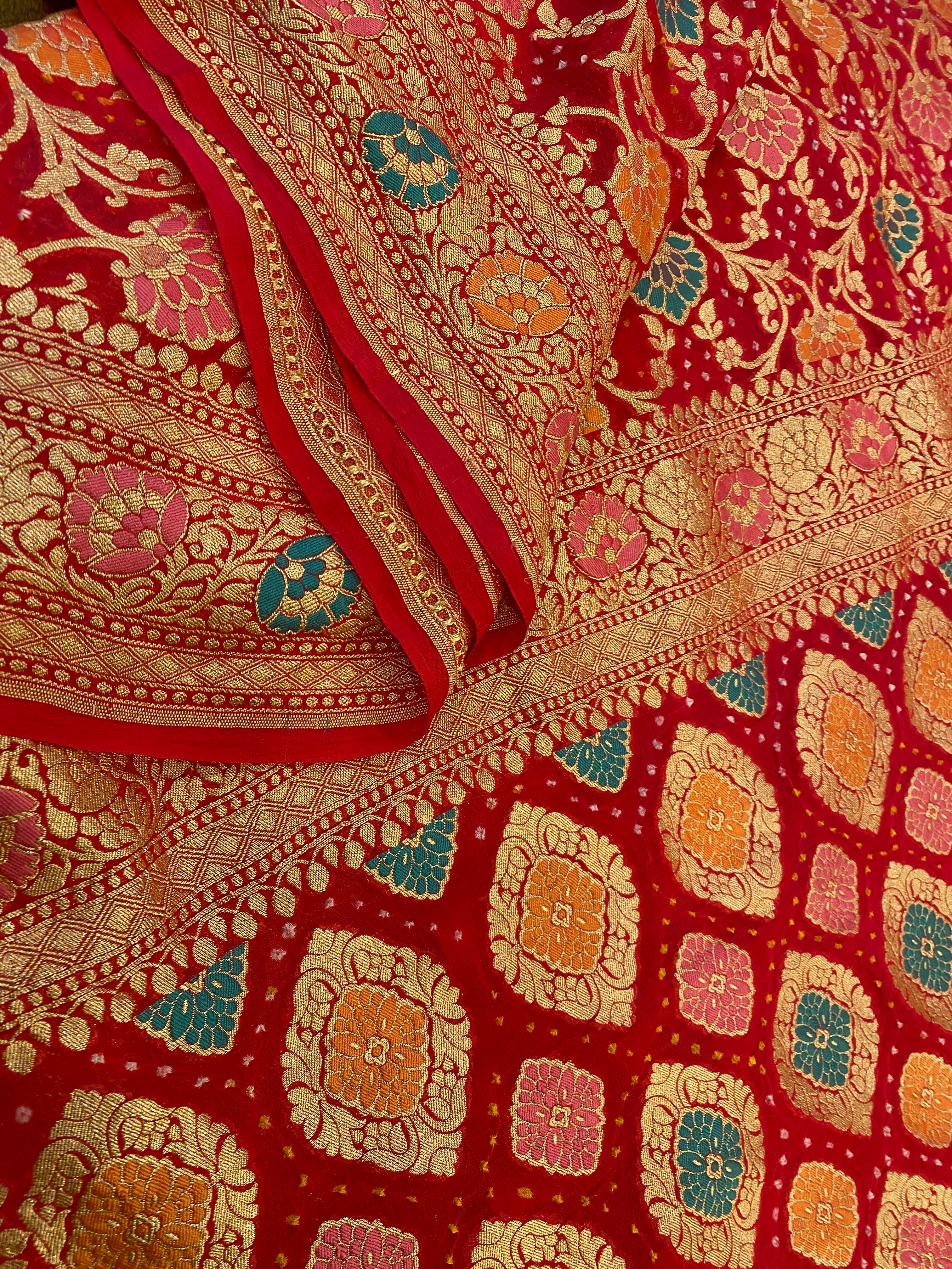 Banarasi Meenakari Banadhani Saree