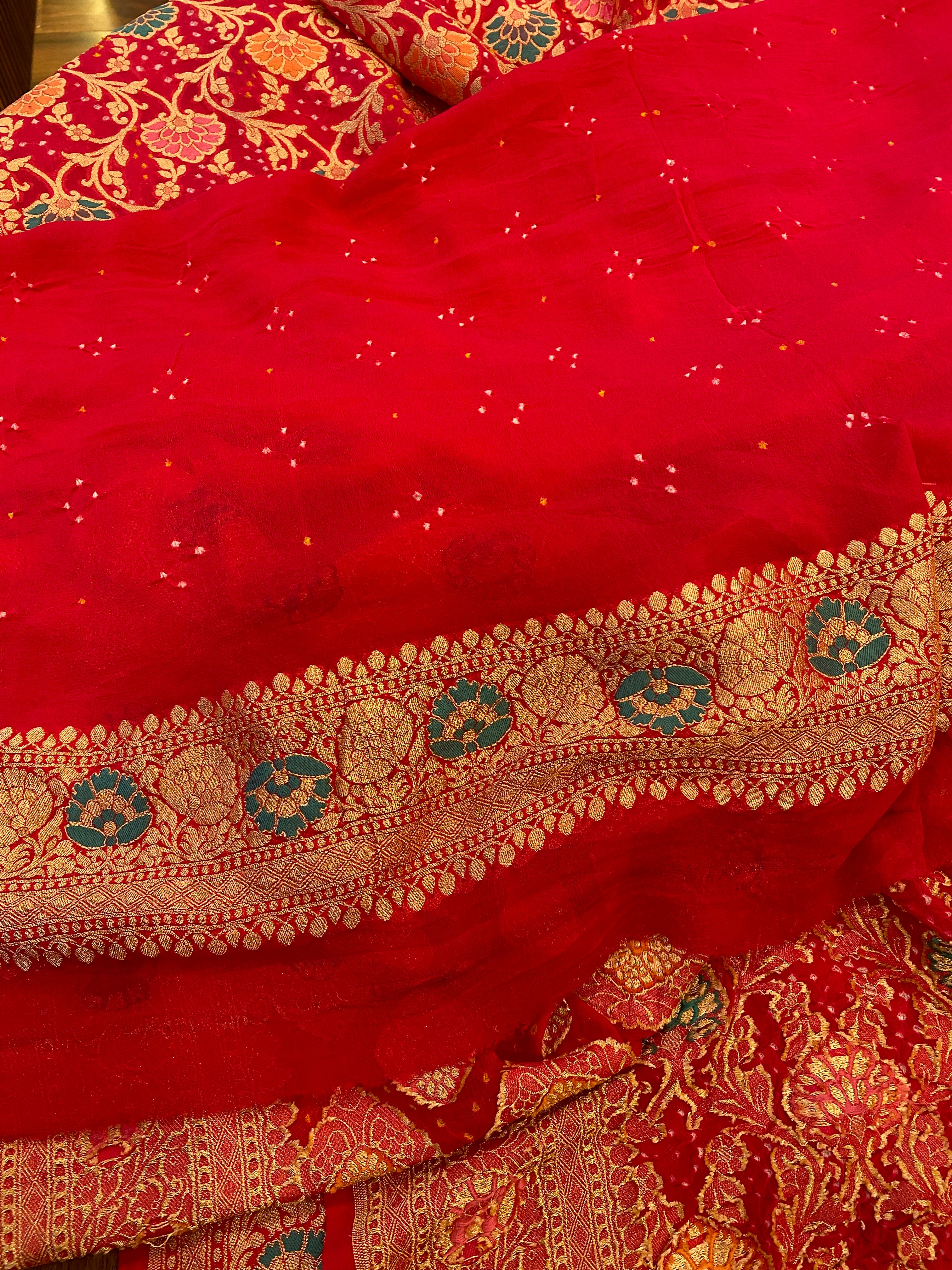 Banarasi Meenakari Banadhani Saree