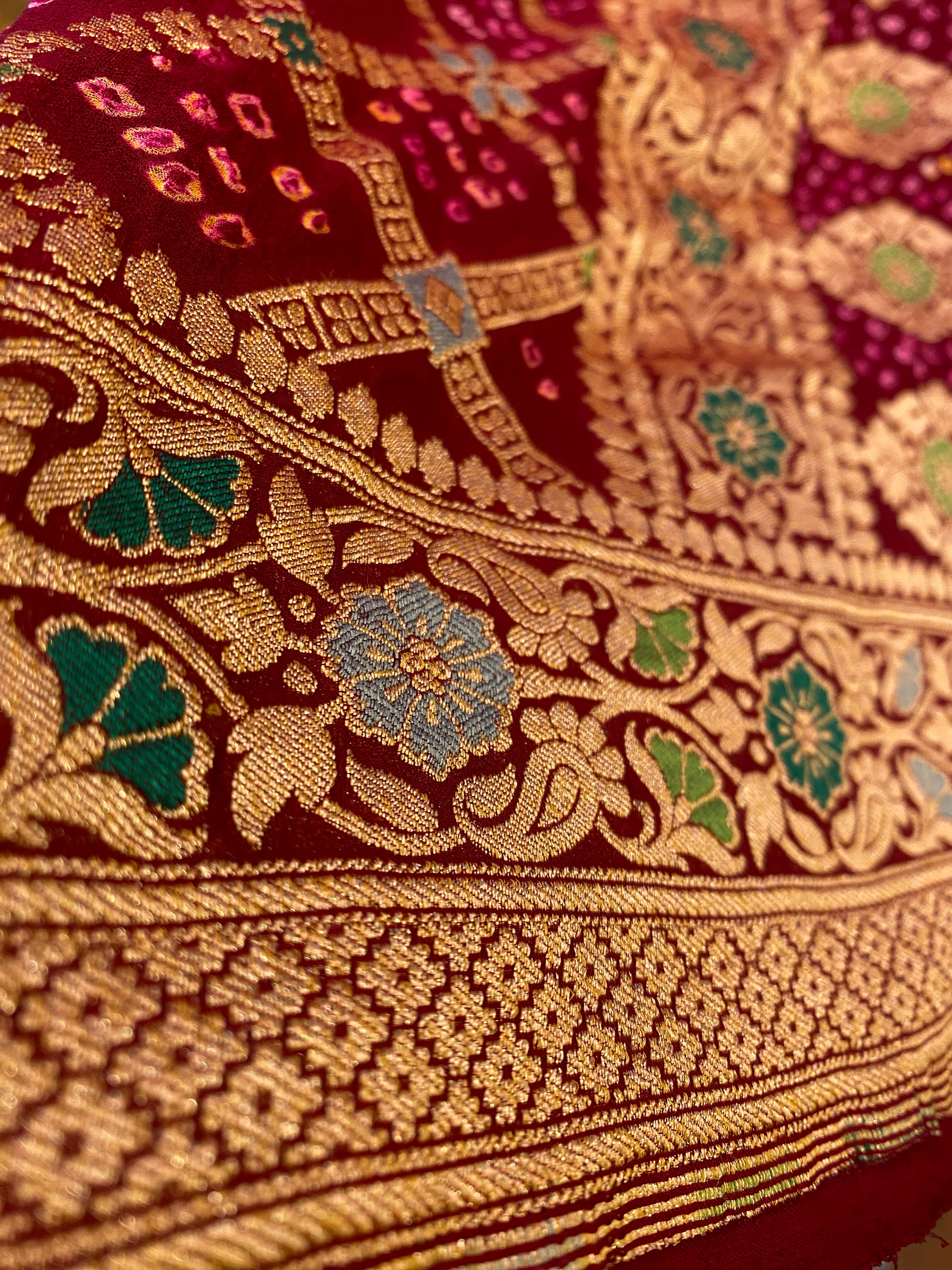 Banarasi Banadhani meenakari saree