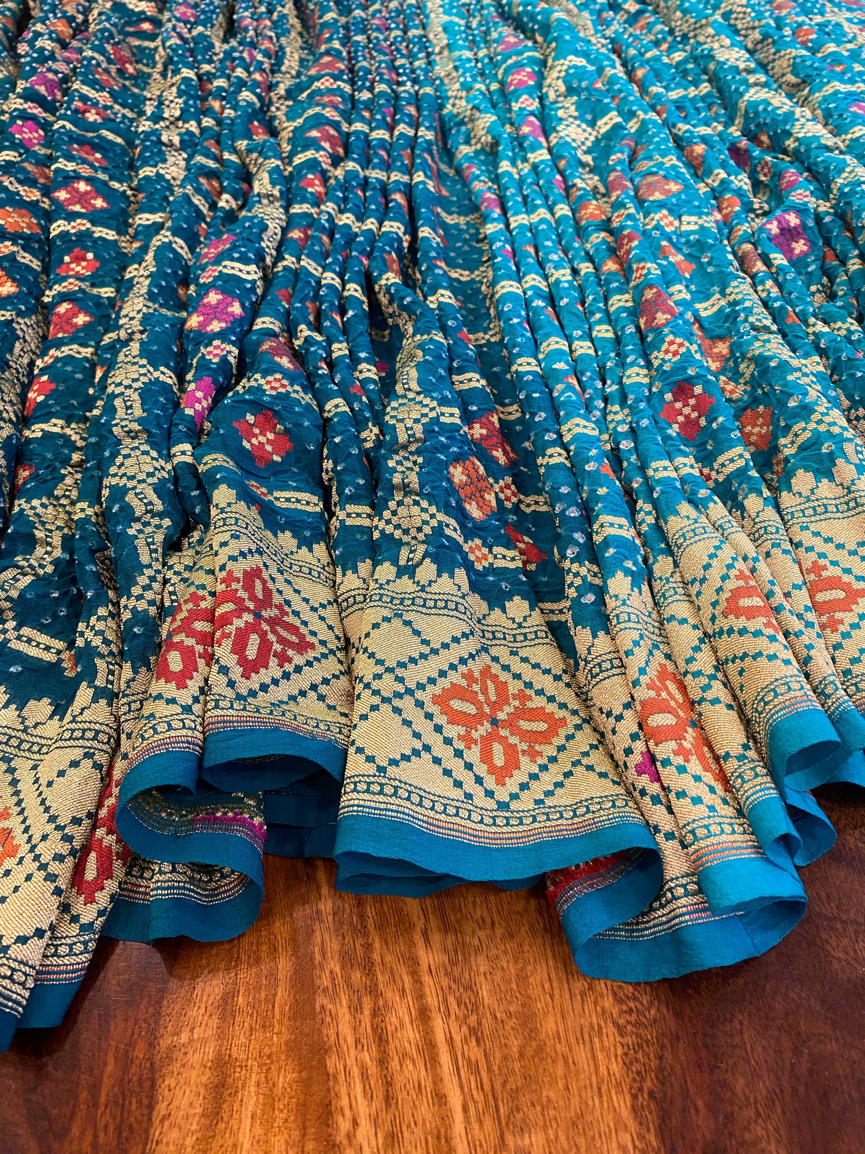Banarasi Bandhani saree