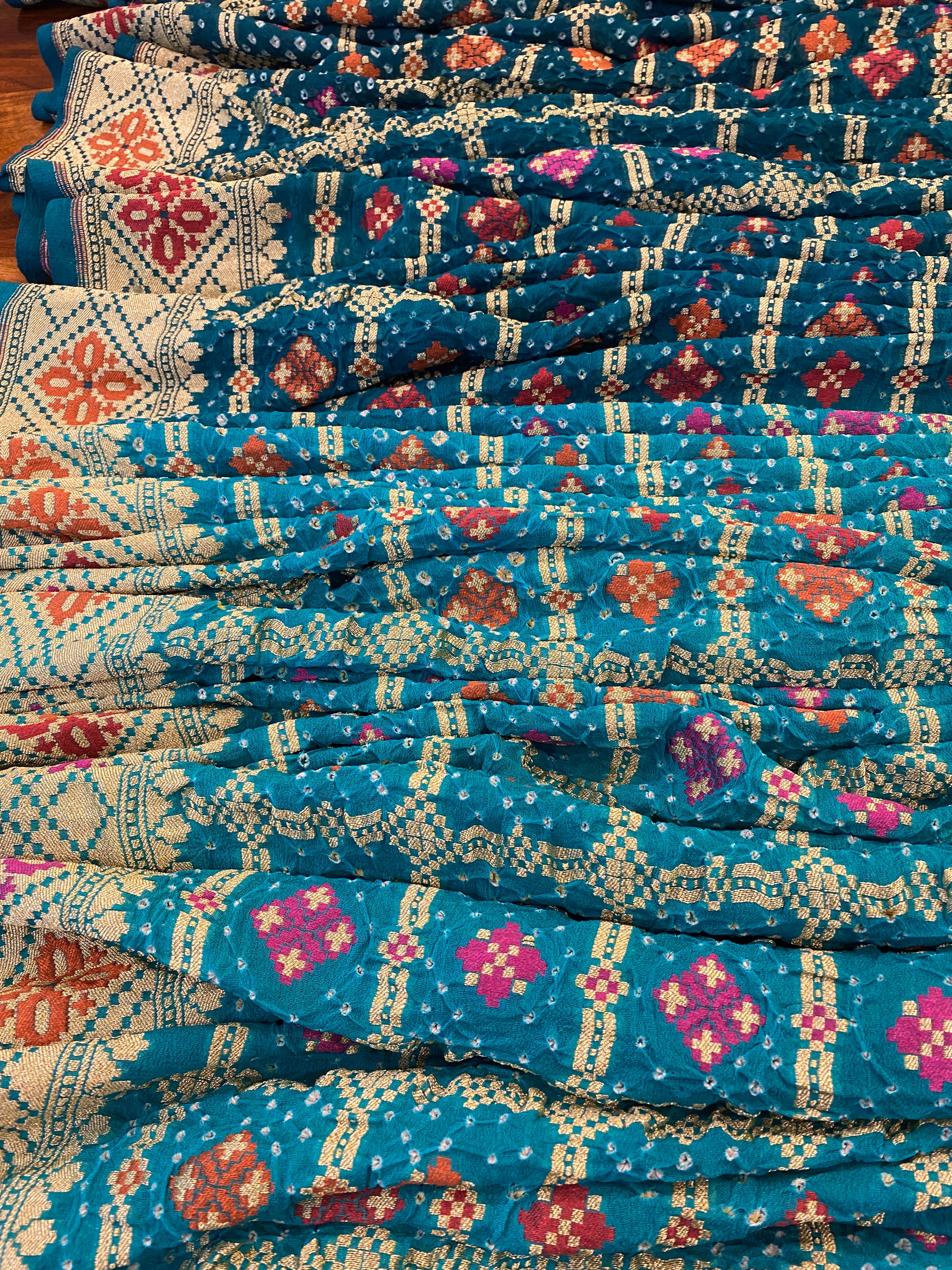 Banarasi Bandhani saree
