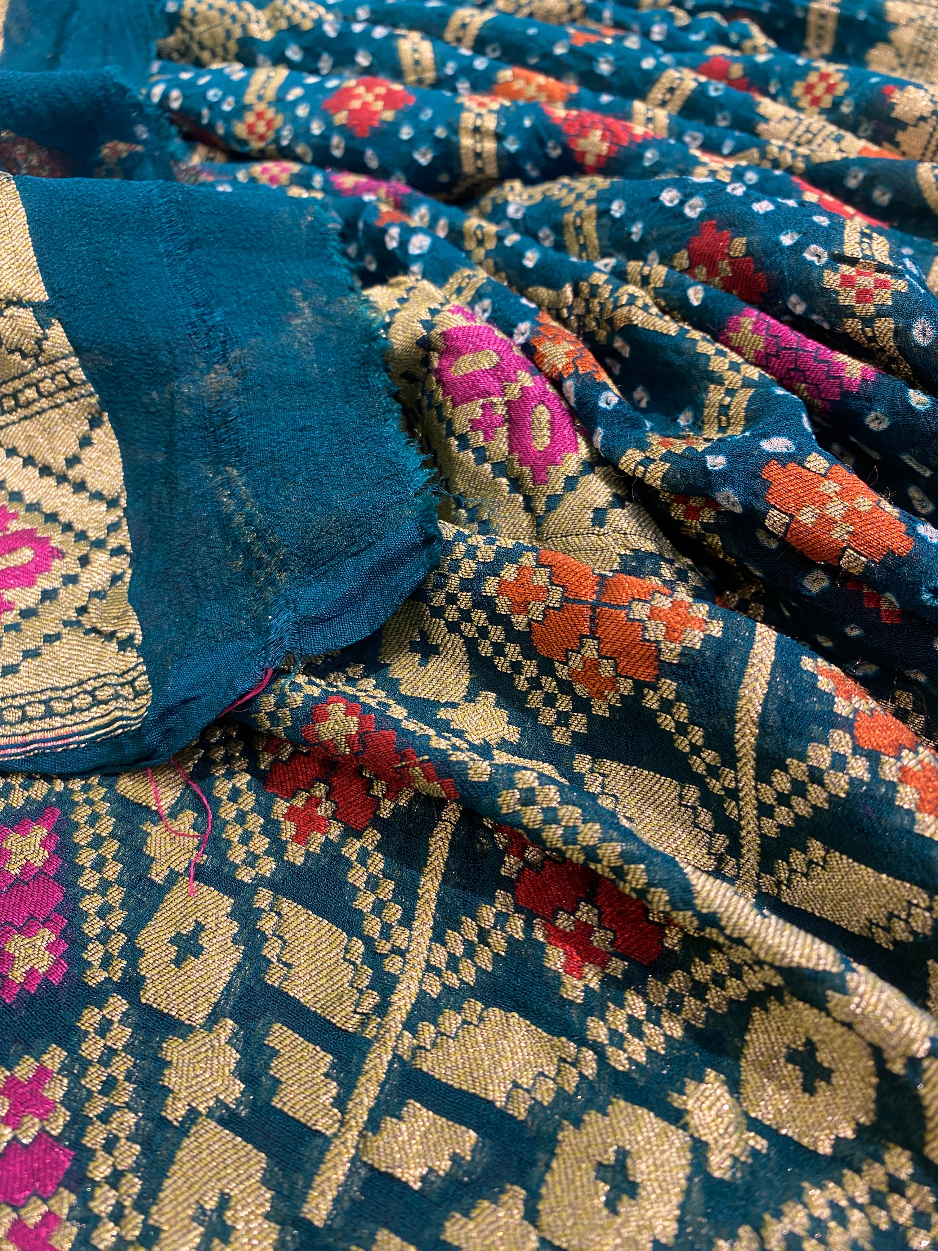 Banarasi Bandhani saree