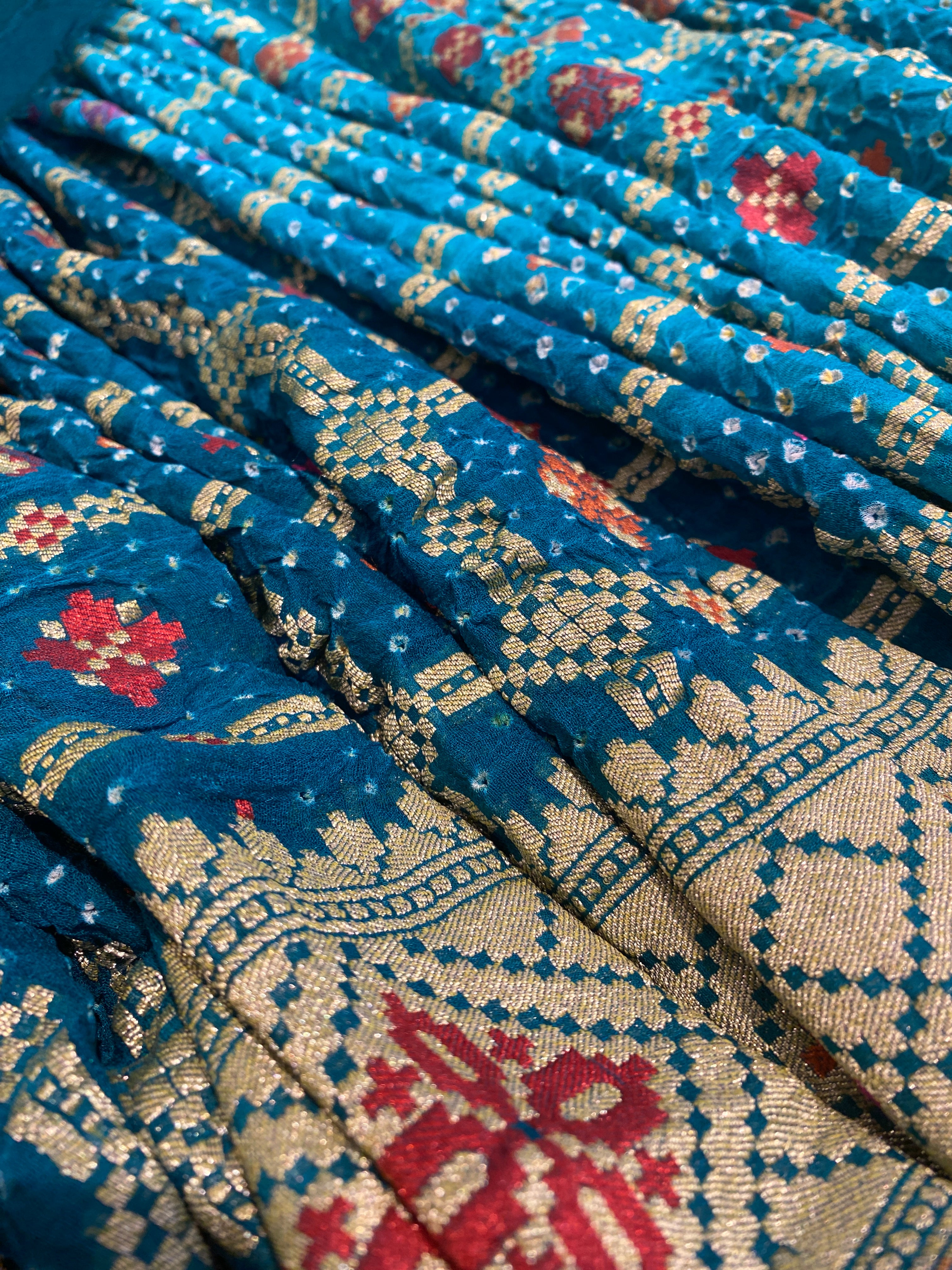 Banarasi Bandhani saree