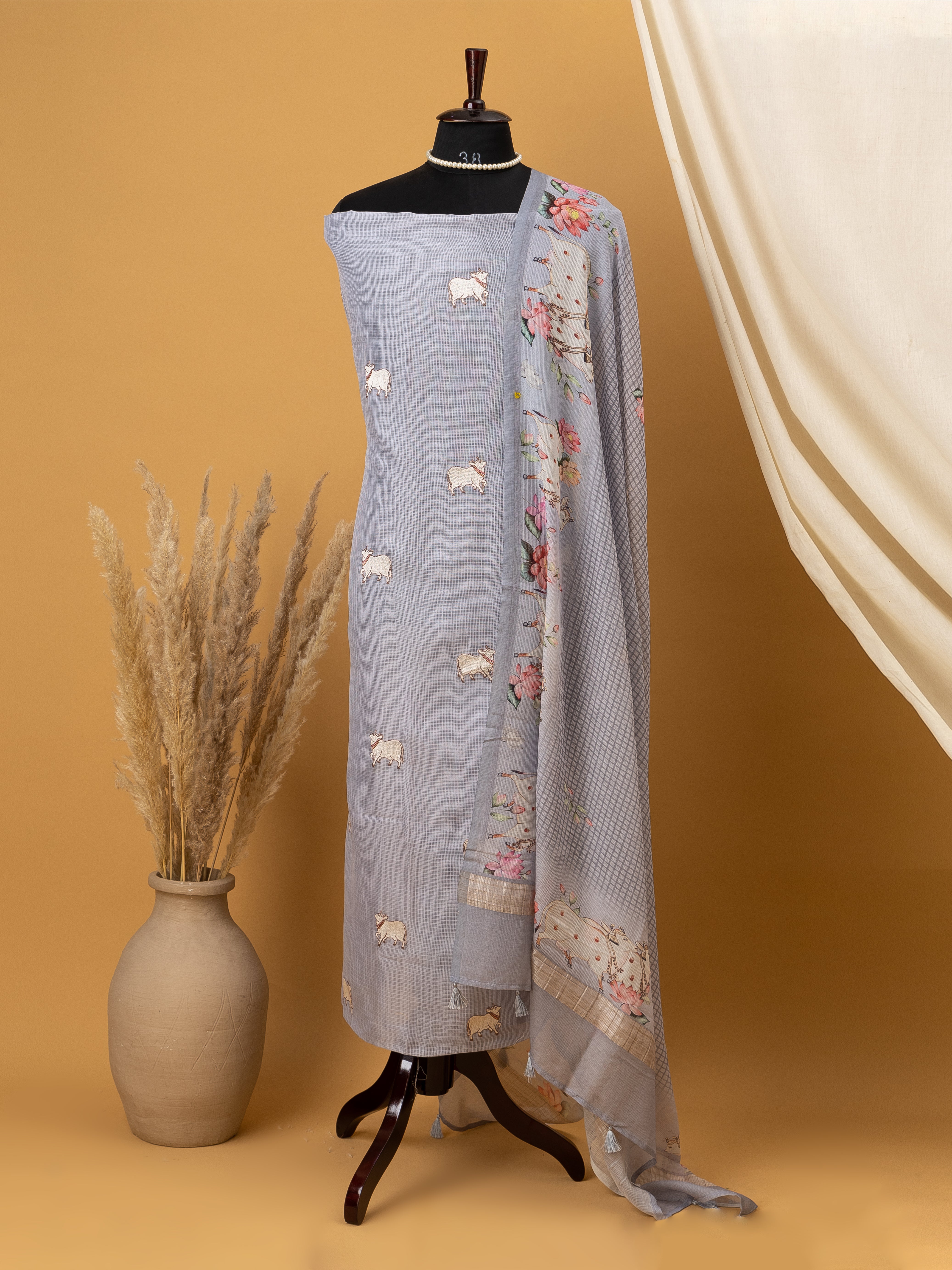 MulMul Kota Suit Neck Design