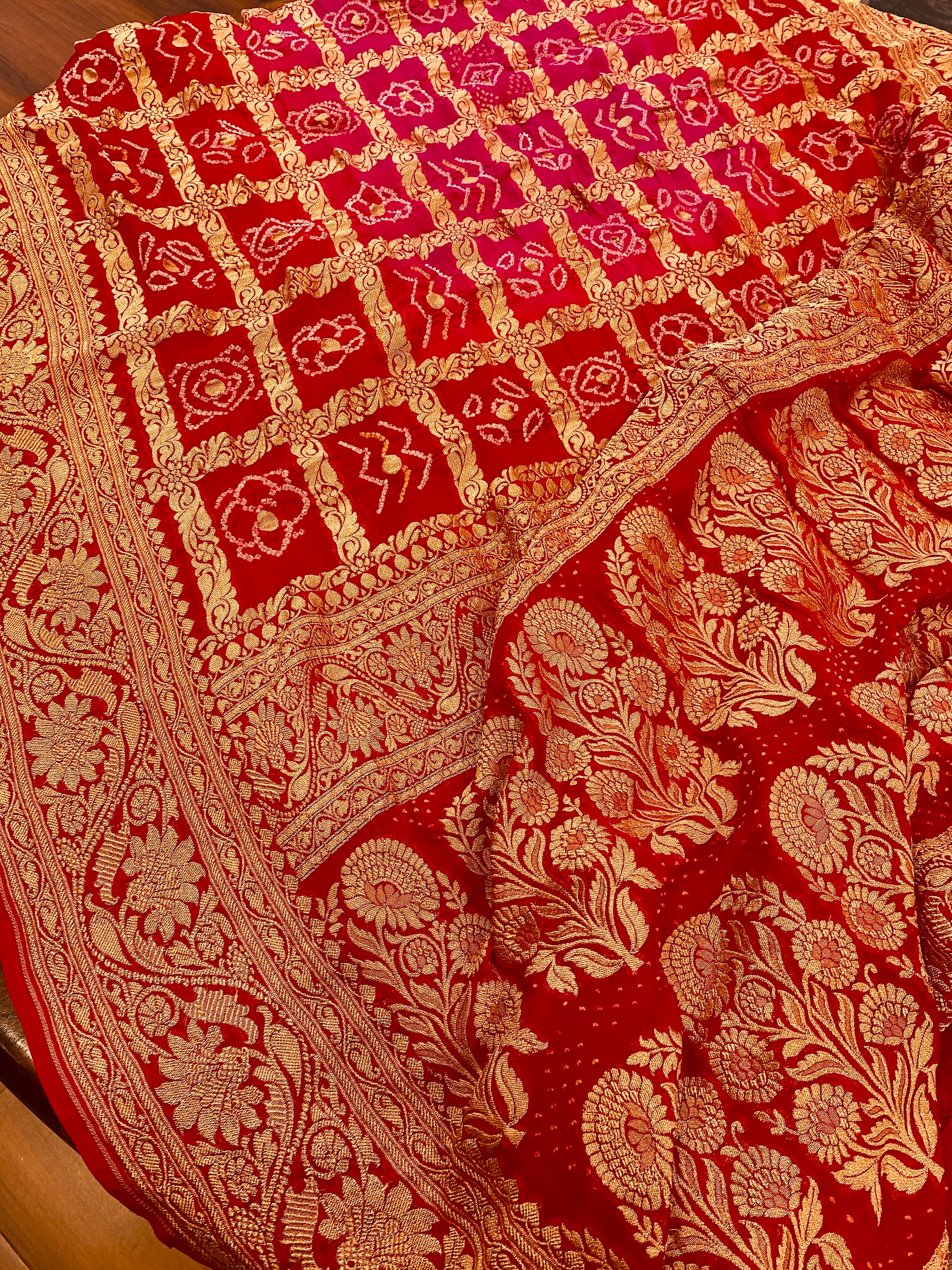 Khaddi Georgette Bandhani saree