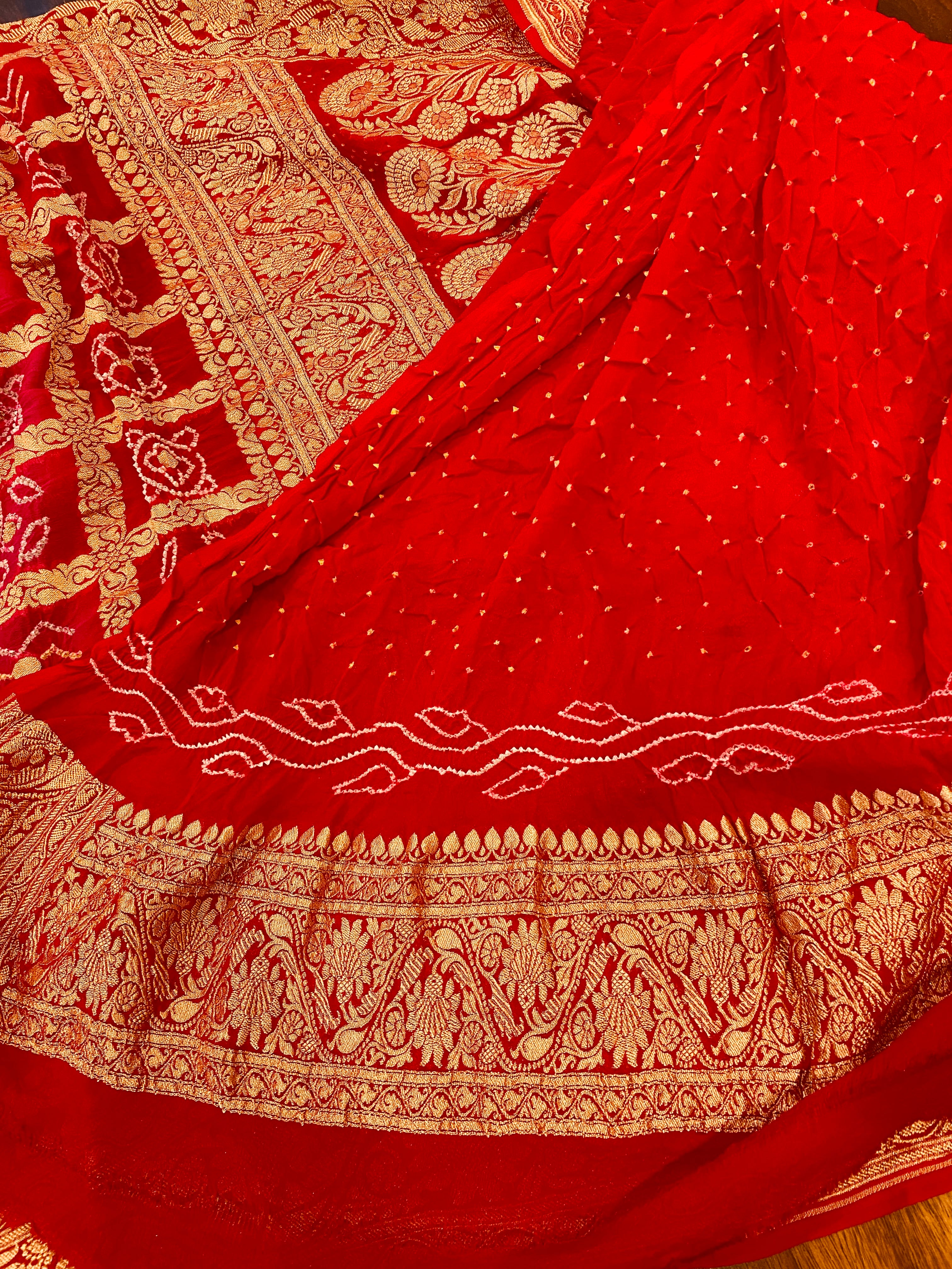 Khaddi Georgette Bandhani saree